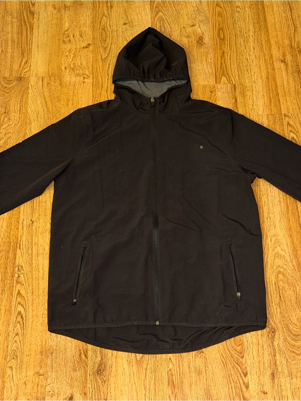 Vuori Black Hooded Windbreaker Jacket Full Zip Lightweight Running Large READ